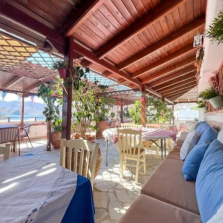Hotel Grikos 2*