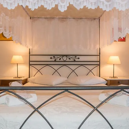 Grikos Otel 2*